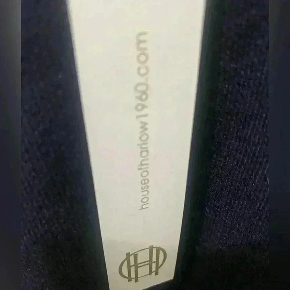 House of Harlow 1960 Oversized Poncho - Picture 6 of 7